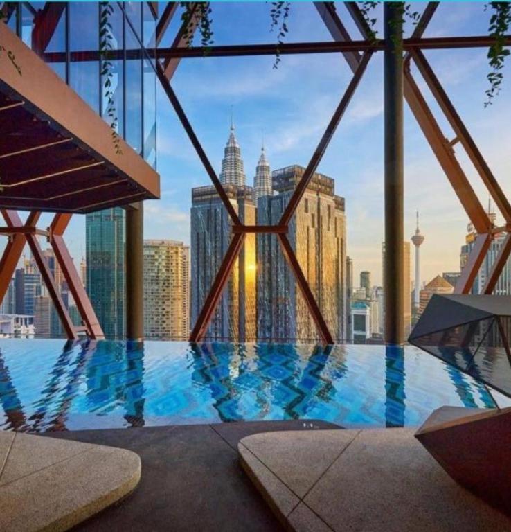 Scarletz Suites Klcc By Gc Luxury Suites Kuala Lumpur Exterior photo